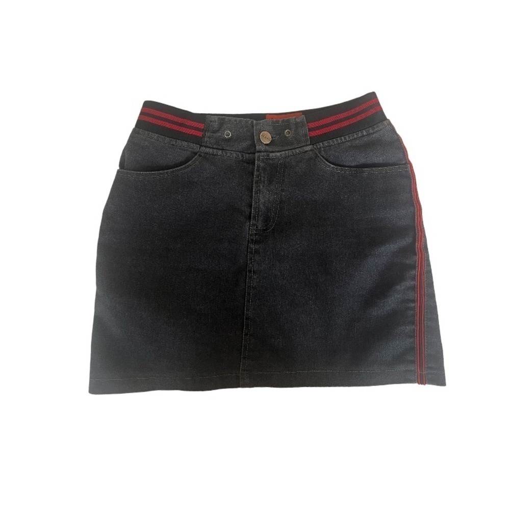 Miniskirt w/ stripped accents